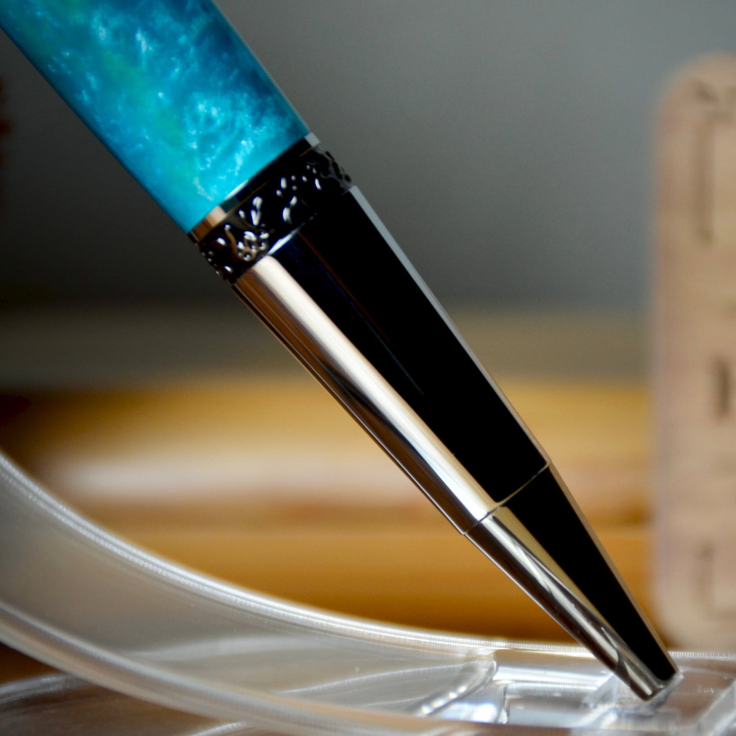 Aero Ballpoint Chrome & Black Titanium (Aqua)