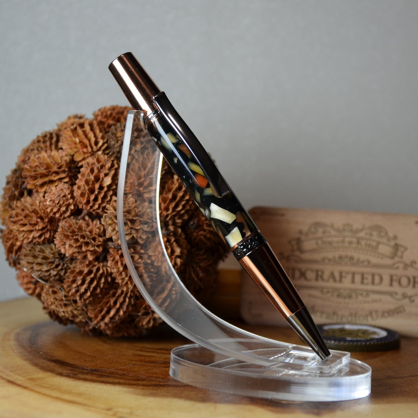 Aero Ballpoint Rose Gold & Black Titanium (Black & Gold Treasure)